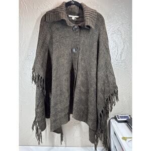 Carolyn Taylor Fringe Hippie Poncho Sweater Brown Button One Size Fits All OS